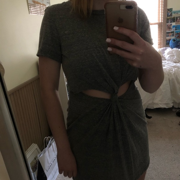 CUT OUT DRESS - Picture 5 of 5